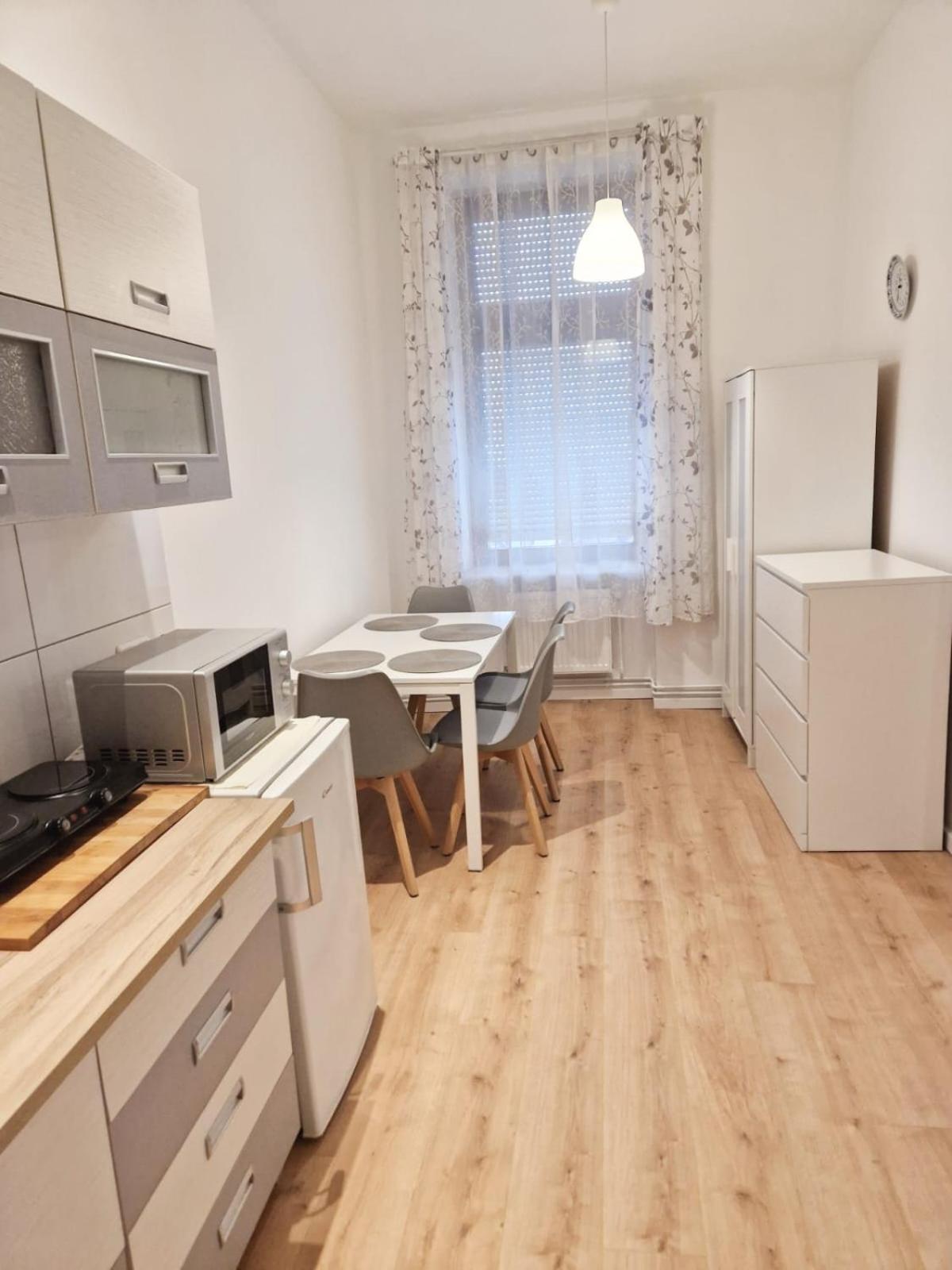 Family Studio For 4 Appartement *